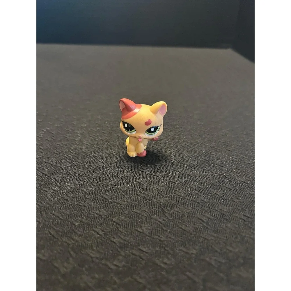 Vintage Authentic Littlest Pet Shop Cat #2355